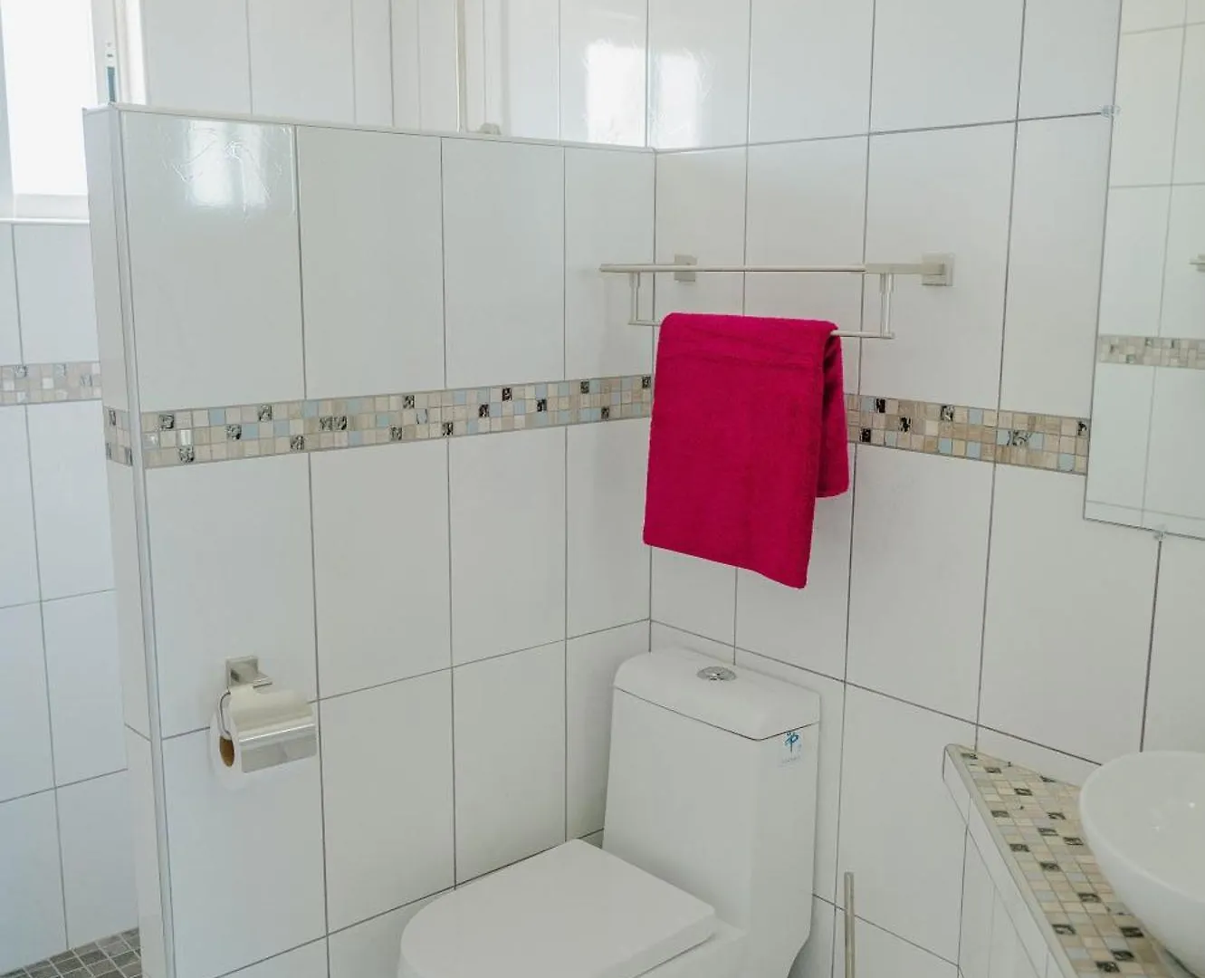 Huge 4-Bedroom Apartment 2 Km From Eagle Beach Palm Beach Aruba